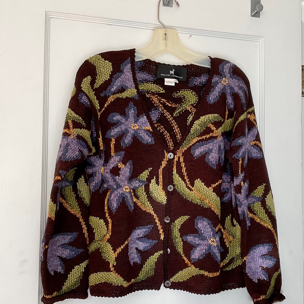 Classic Peruvian Connection floral hand knit cardigan sz M